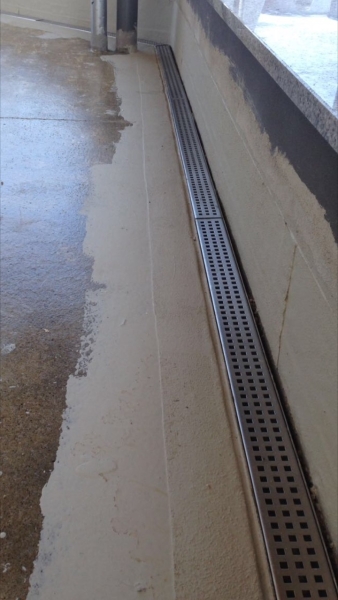 Entwässerungsrinne, Terrassenrinne Edelstahl 1 Meter superflach V2A stream